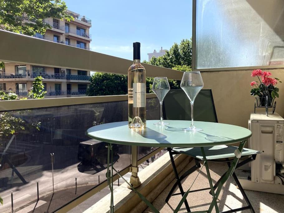Studio Balcon, Centre Ville, Proximite Plages, Commerces, Restaurants, Musees... Antibes Exterior photo